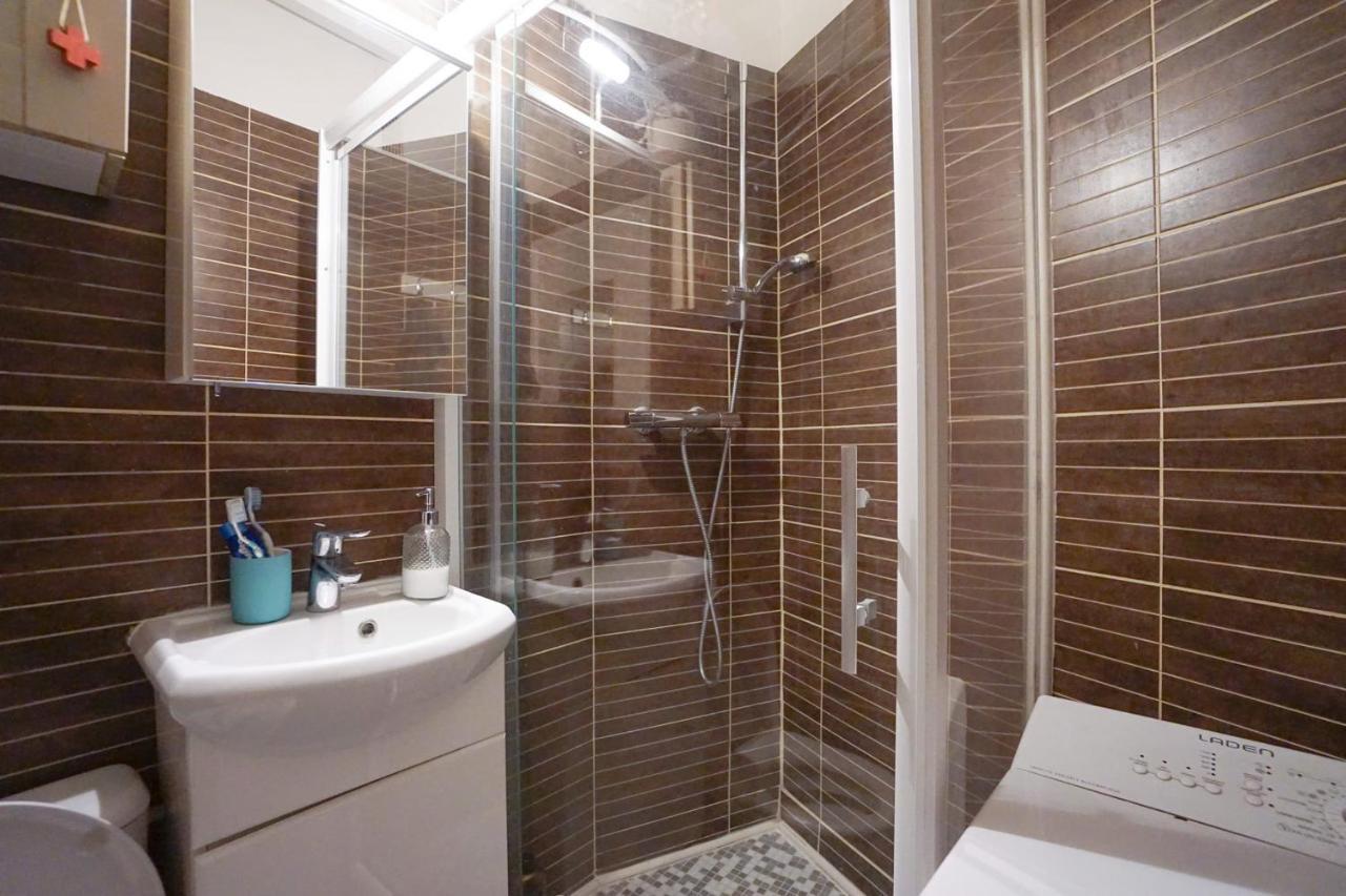 Beautiful Apartment In The Heart Of باريس المظهر الخارجي الصورة